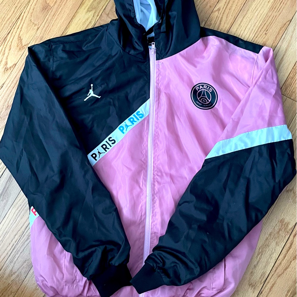 Paris Saint-Germain Jordan Windbreaker Pink/Black